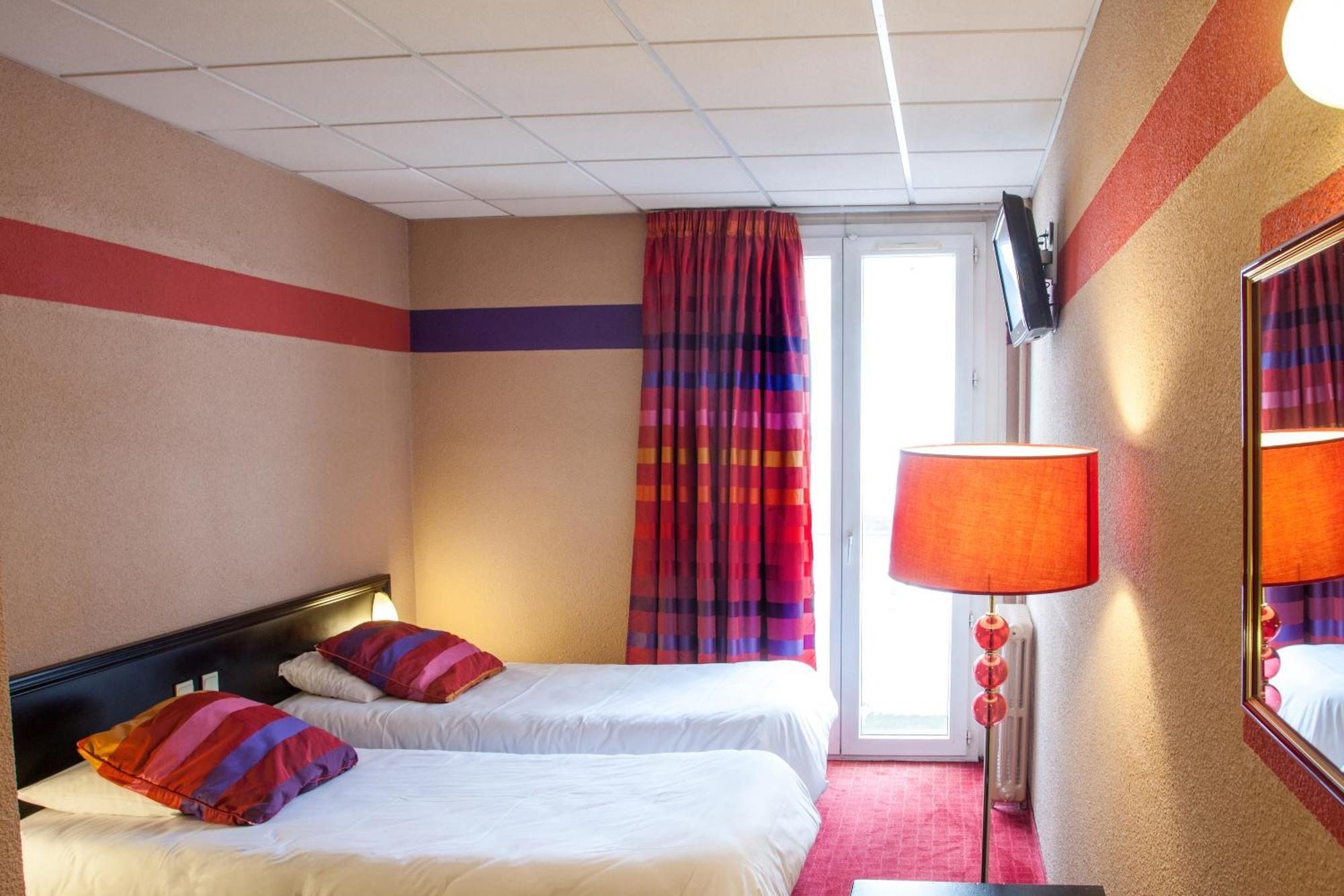 Hotel Saint Sauveur Lourdes Esterno foto