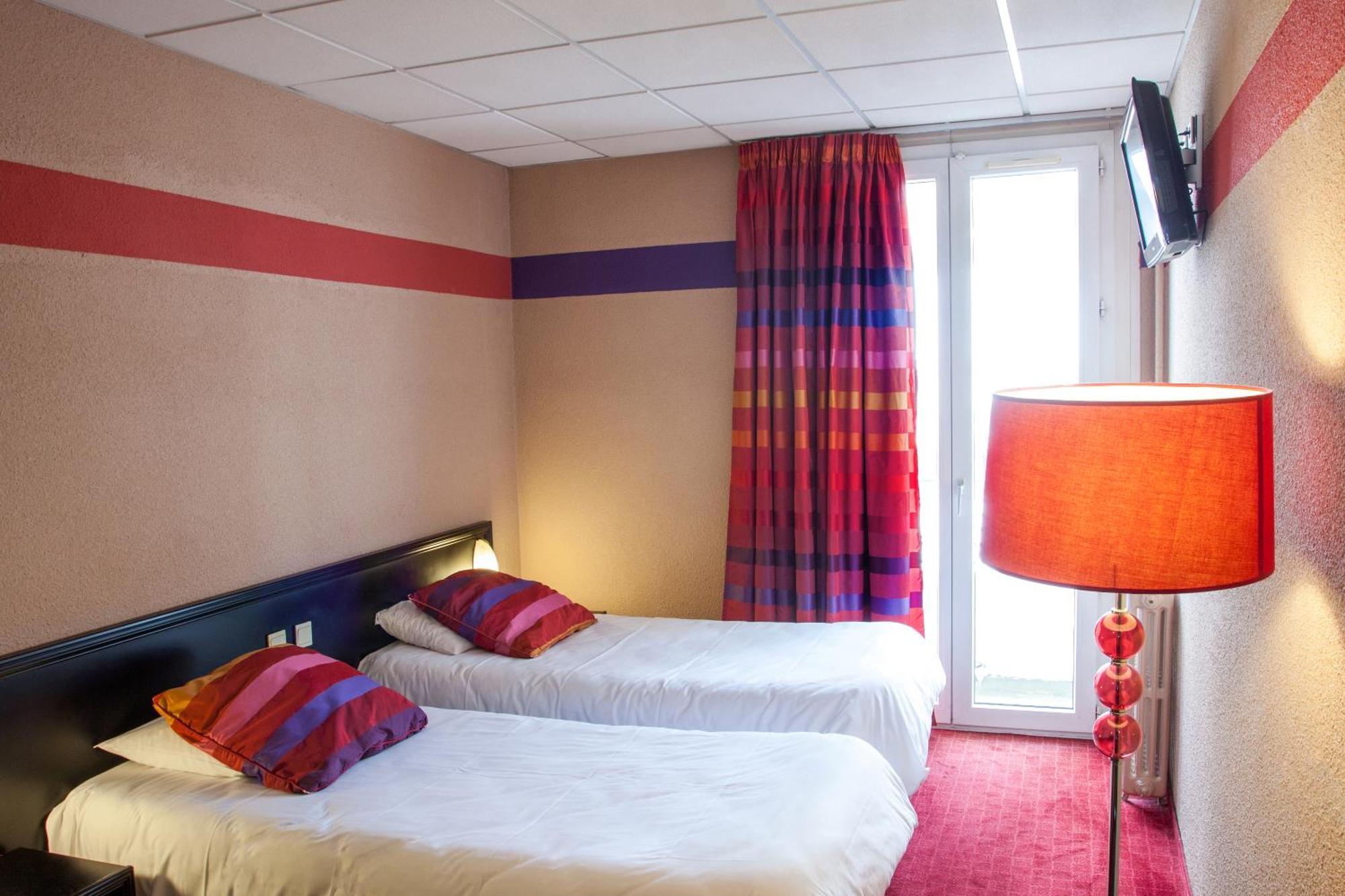 Hotel Saint Sauveur Lourdes Esterno foto