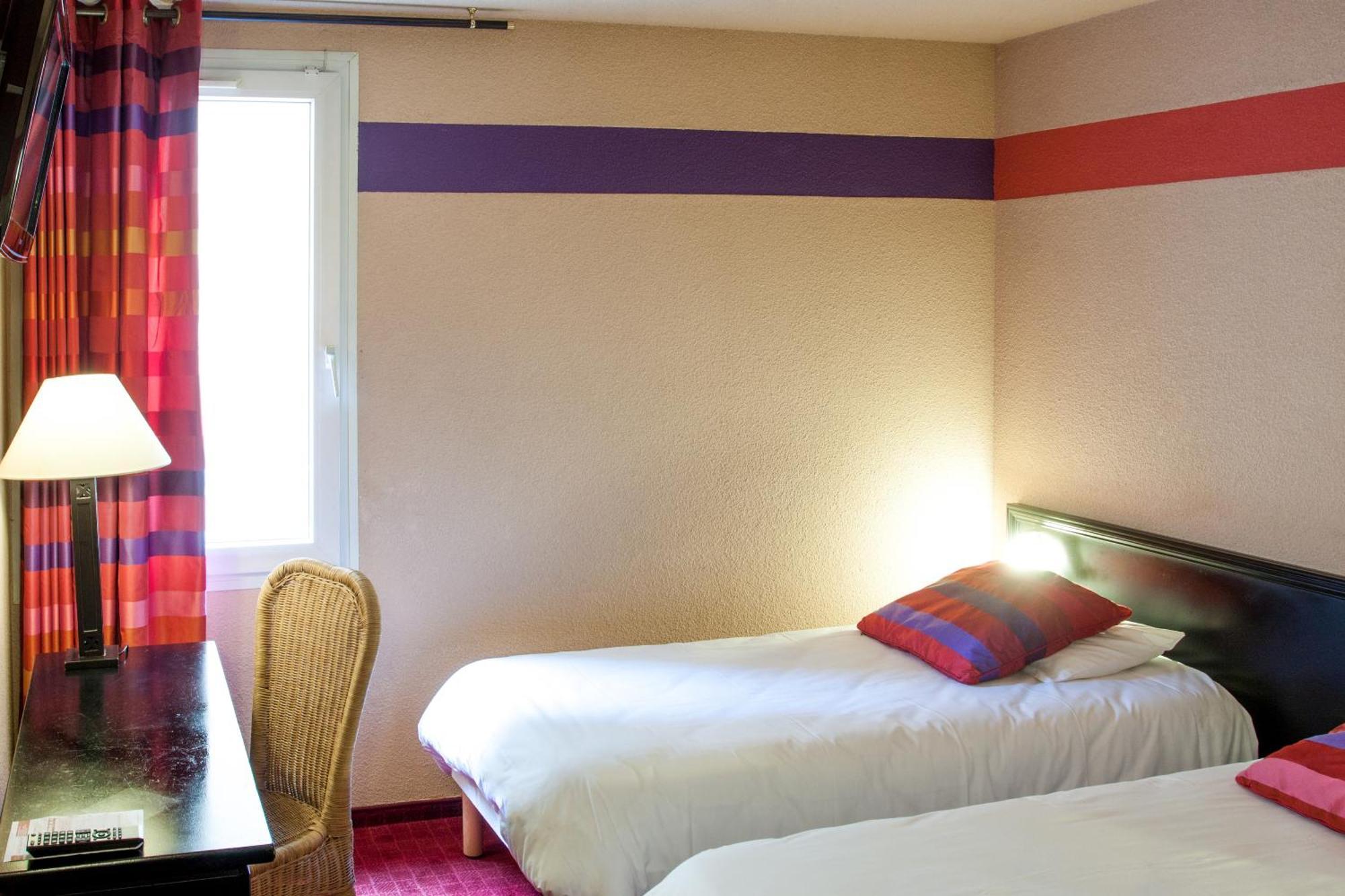 Hotel Saint Sauveur Lourdes Esterno foto