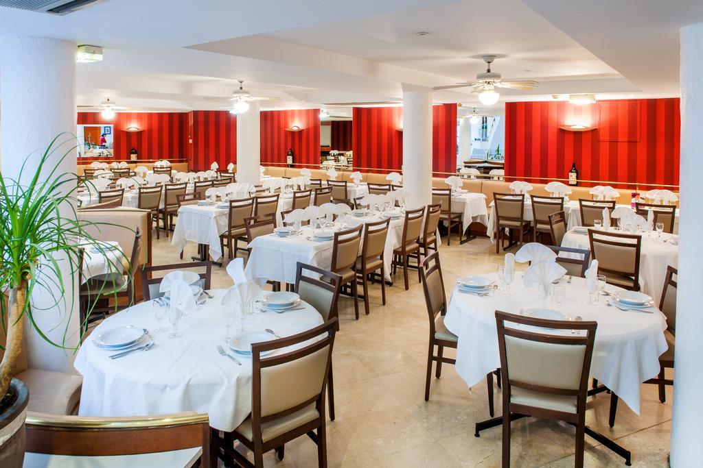 Hotel Saint Sauveur Lourdes Esterno foto