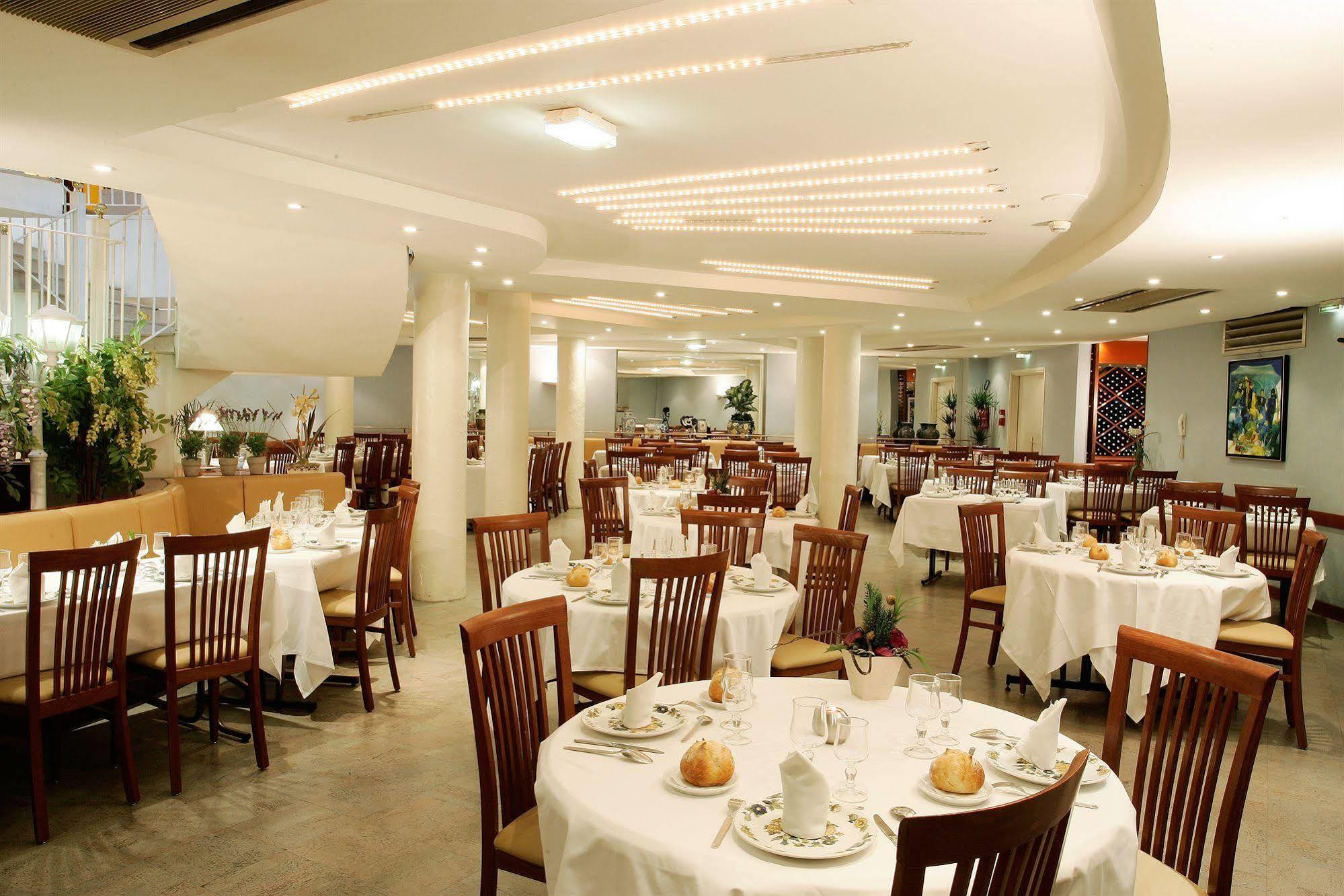 Hotel Saint Sauveur Lourdes Ristorante foto