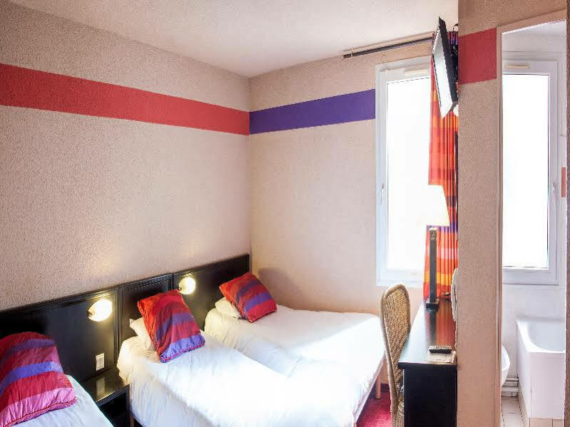 Hotel Saint Sauveur Lourdes Esterno foto